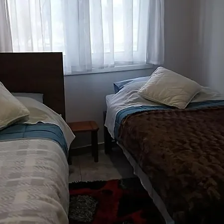 Mama's House * Кавала
